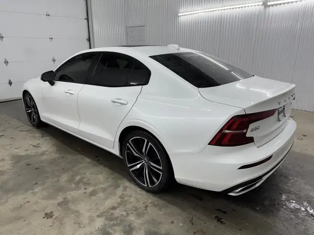 Volvo S60 B5 R-Design AWD 2022 à vendre - Photo 13