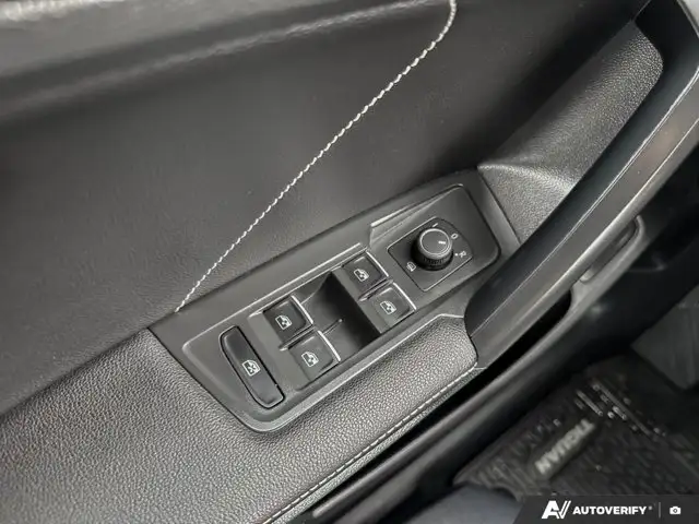 2022 Volkswagen Tiguan Comfortline | VW CERTIFIED | LEATHER - Photo 23