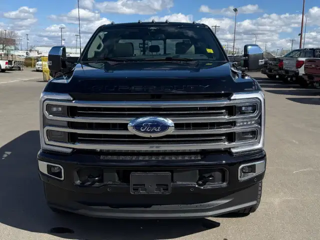 2026 Ford F-350 Platinum - Photo 9