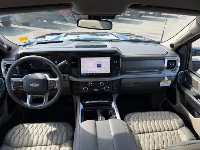 2026 Ford F-350 Platinum - Photo 16