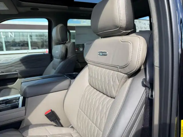 2026 Ford F-350 Platinum - Photo 19