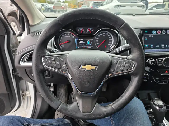 2017 Chevrolet Cruze Premier - Photo 14