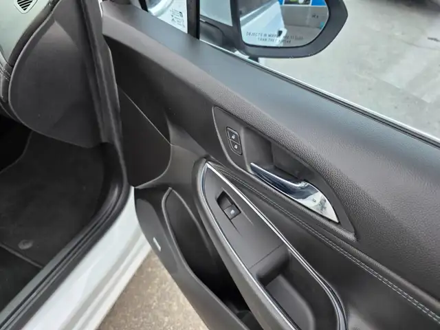 2017 Chevrolet Cruze Premier - Photo 24