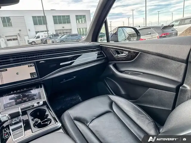2022 Audi Q7 Komfort | S LINE | HEATED SEATS & STEERING - Photo 12