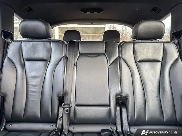 2022 Audi Q7 Komfort | S LINE | HEATED SEATS & STEERING - Photo 14