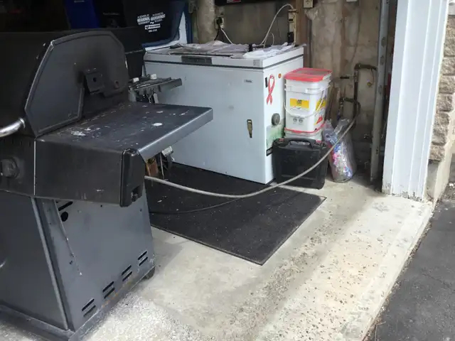 5 BURNER NATURAL GAS BBQ (NOT PROPANE) - Photo 10