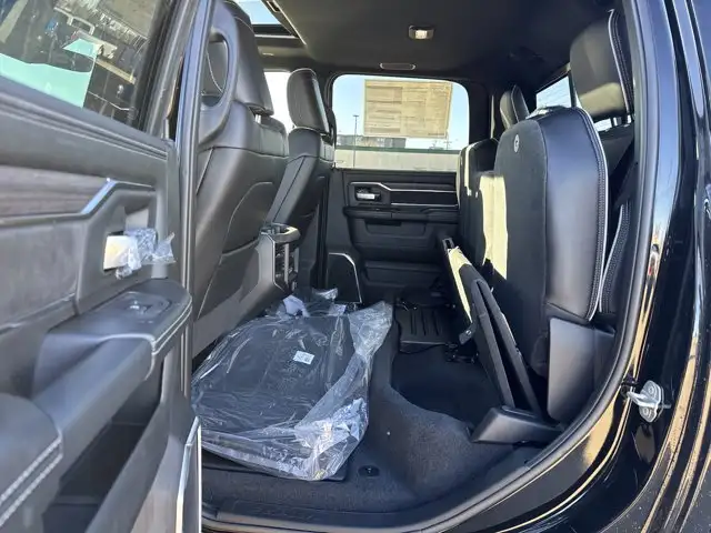 2026 Ram 3500 Laramie - Photo 20