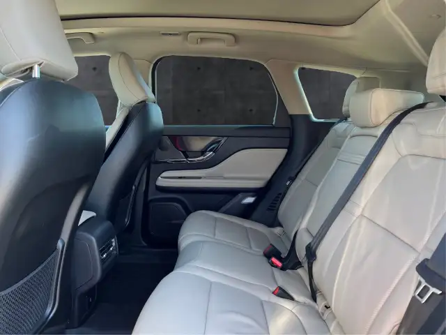 2025 Lincoln Corsair - Photo 10