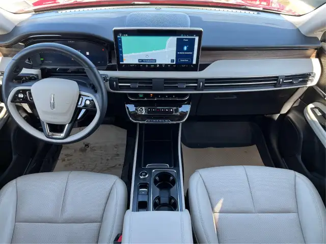2025 Lincoln Corsair - Photo 16
