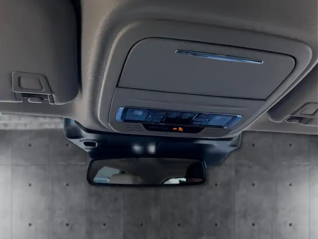2025 Lincoln Corsair - Photo 17