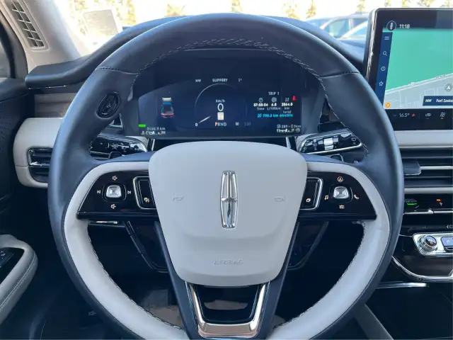 2025 Lincoln Corsair - Photo 19