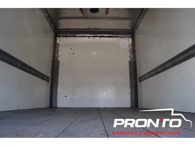 2019 Ford Transit T-250  Cube 12 Pieds  Rampe de Chargement - Photo 6