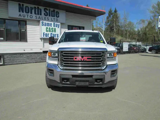 2016 GMC 1 Ton SLE - Photo 2