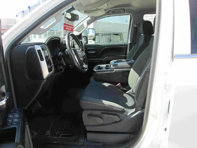 2016 GMC 1 Ton SLE - Photo 8