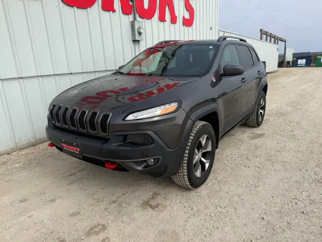 2018 Jeep Cherokee Trailhawk 4WD - Photo 7