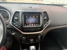 2018 Jeep Cherokee Trailhawk 4WD - Photo 13