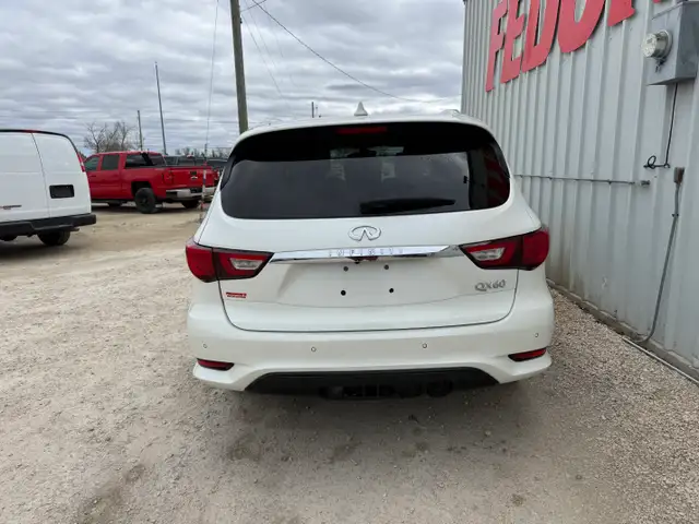 2018 Infiniti QX60 AWD - Photo 3