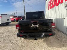 2020 Jeep Gladiator Overland - Photo 3