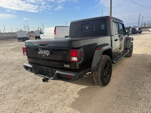 2020 Jeep Gladiator Overland - Photo 4