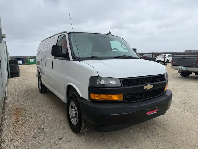 2020 Chevrolet Express 2500 Cargo - Photo 5