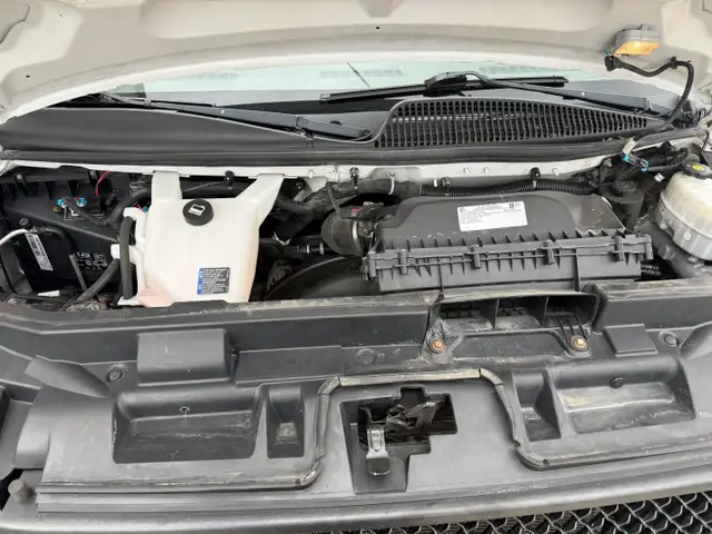 2020 Chevrolet Express 2500 Cargo - Photo 15