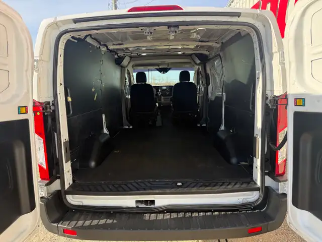 2020 Ford Transit 150 Van Low Roof 148-in. WB - Photo 8