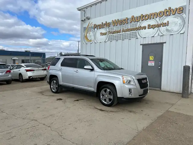 2013 GMC Terrain AWD SLT | No Reported Accidents | Command Start - Photo 3