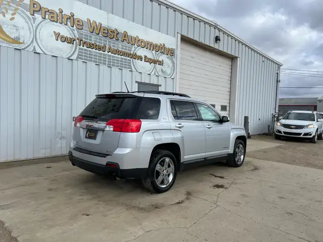 2013 GMC Terrain AWD SLT | No Reported Accidents | Command Start - Photo 5