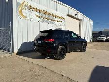 2018 Jeep Grand Cherokee Laredo 4WD | Heated seats | Command sta - Photo 5