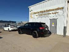 2018 Jeep Grand Cherokee Laredo 4WD | Heated seats | Command sta - Photo 7