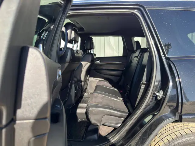 2018 Jeep Grand Cherokee Laredo 4WD | Heated seats | Command sta - Photo 15