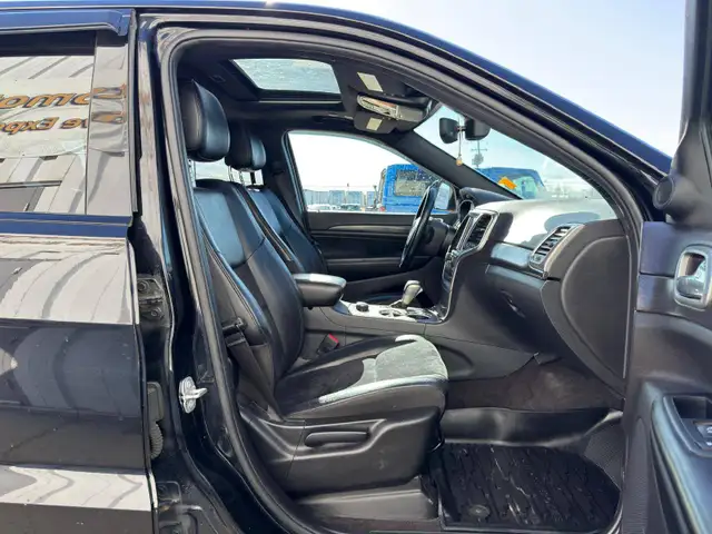 2018 Jeep Grand Cherokee Laredo 4WD | Heated seats | Command sta - Photo 19