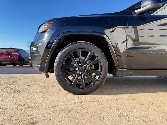 2018 Jeep Grand Cherokee Laredo 4WD | Heated seats | Command sta - Photo 31