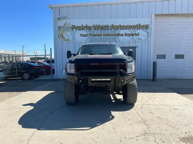 2009 Chevrolet Silverado 2500HD WT Crew Cab 6.6L V8 Diesel | Com - Photo 2