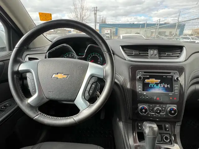 2016 Chevrolet Traverse AWD LT | Command Start | Heated Seats - Photo 11