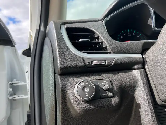 2016 Chevrolet Traverse AWD LT | Command Start | Heated Seats - Photo 13
