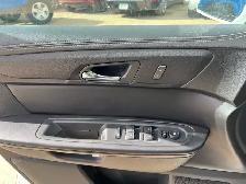 2016 Chevrolet Traverse AWD LT | Command Start | Heated Seats - Photo 14