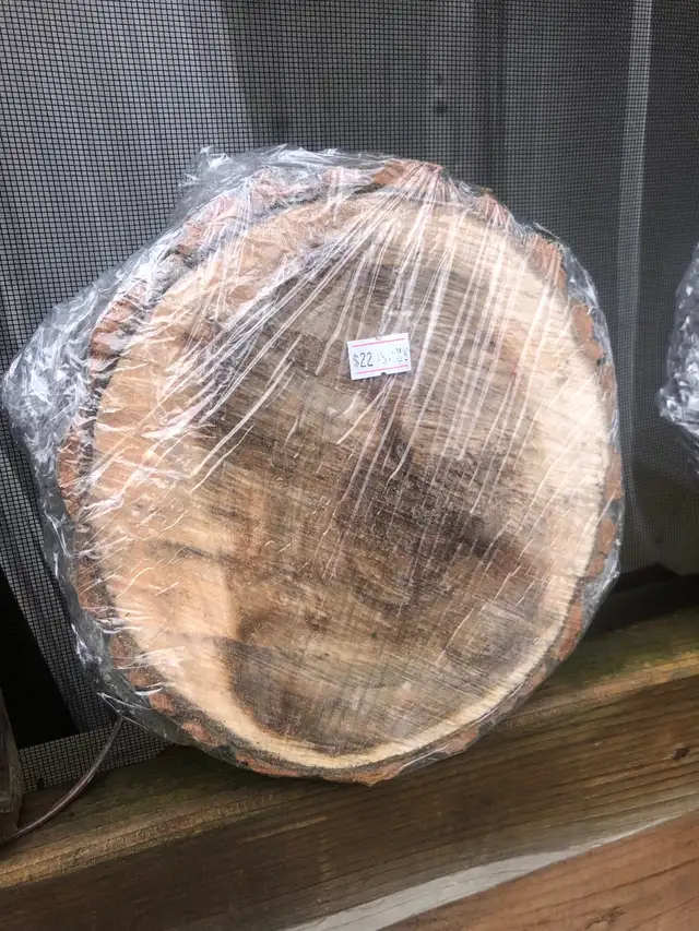 Grande variété de tranches de bois en vente - Photo 2