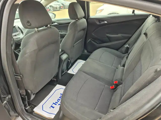 2018 Chevrolet Cruze - Photo 11