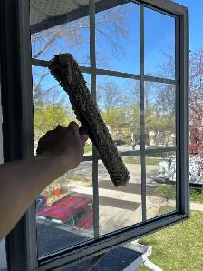 WINDOW & GUTTER CLEANING • PRESSURE WASHING30 YEARS OF E - Photo 2