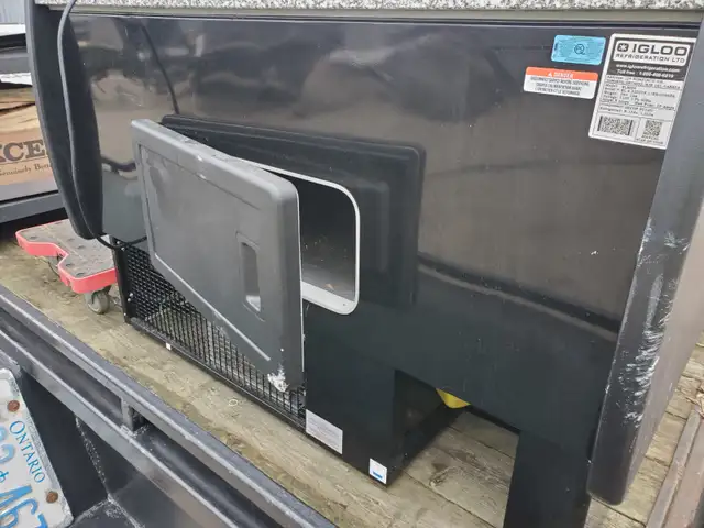 IGLOO REFRIGERATION LTD OPEN DISPLAY COOLER $1,500.00 - Photo 9