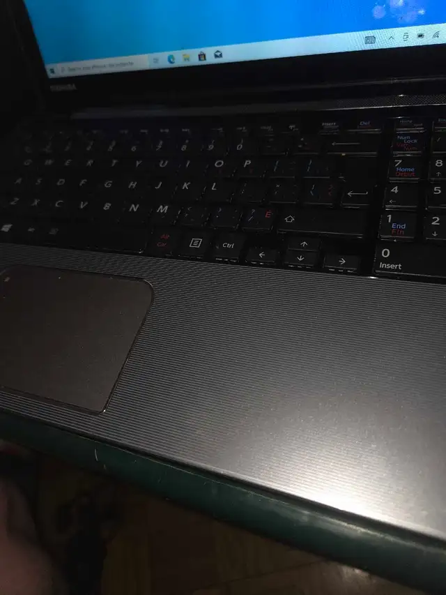 Toshiba satellite portable 17 pouces - Photo 4