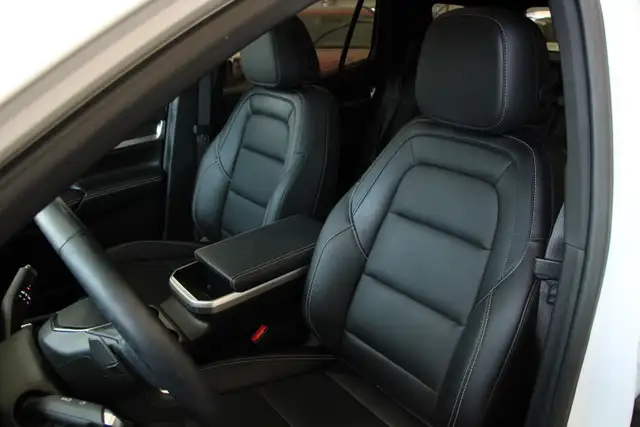 2025 GMC Terrain AWD 4dr Elevation W / APPLE CARPLAY / ANDROID A - Photo 13