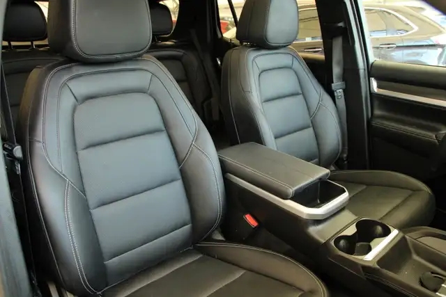 2025 GMC Terrain AWD 4dr Elevation W / APPLE CARPLAY / ANDROID A - Photo 18
