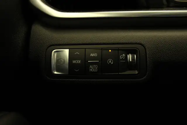 2025 GMC Terrain AWD 4dr Elevation W / APPLE CARPLAY / ANDROID A - Photo 23