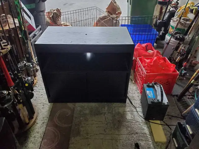 Mint Condition swivel TV stand - Photo 3