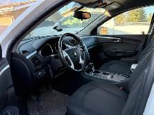 2010 Chevrolet Traverse - Photo 4