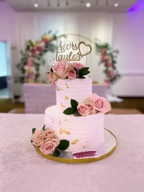 wedding cakes GTA floral cake , Flowers cascade cake - Photo 2