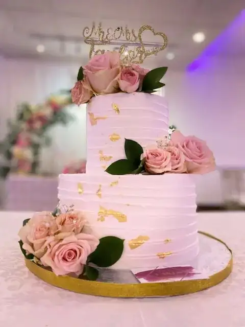 wedding cakes GTA floral cake , Flowers cascade cake - Photo 3