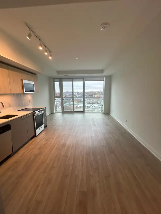 1 Bedroom Apartment | $2025   2 Months Free | Toronto - Photo 4